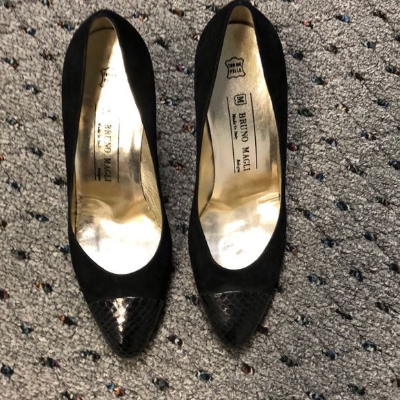 ❤️❤️Beautiful Bruno Magli Pumps suede and leather - Picture 1 of 4